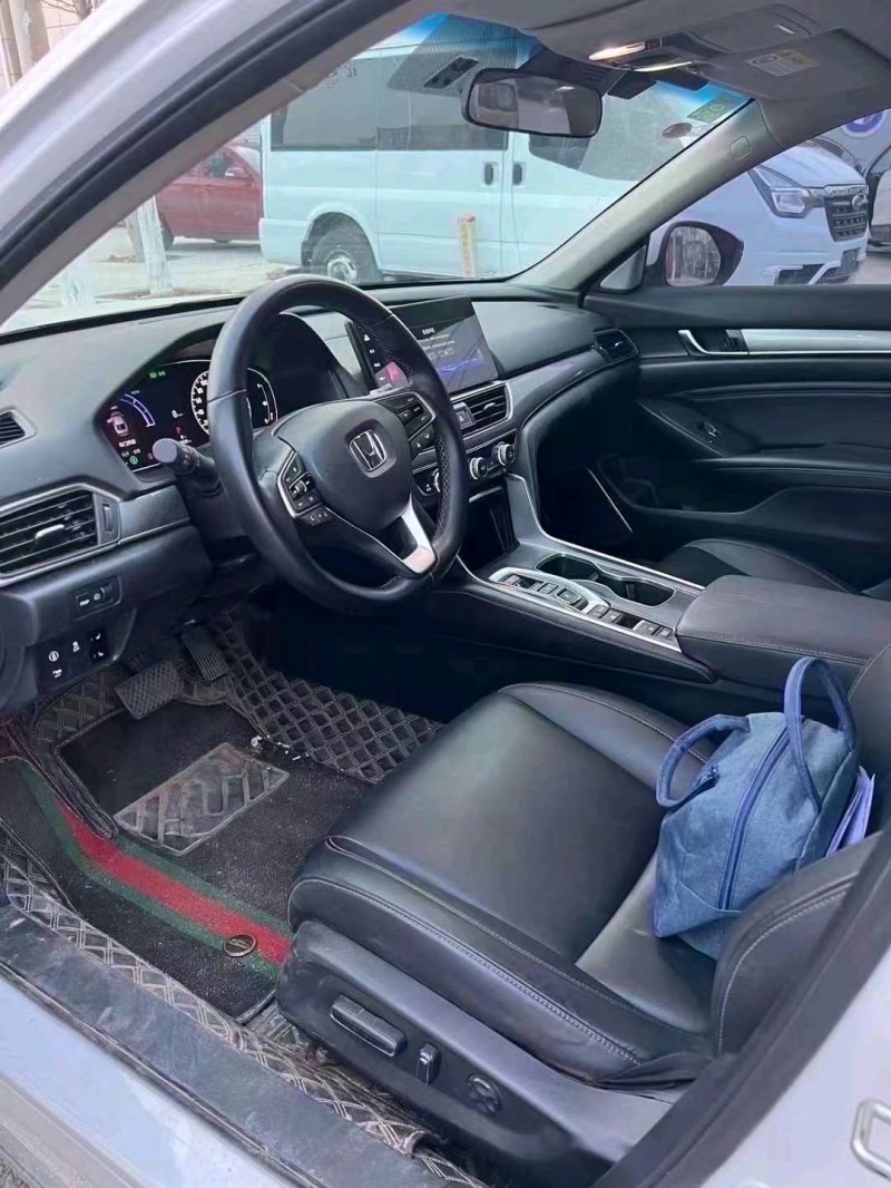 枣庄22年本田雅阁7