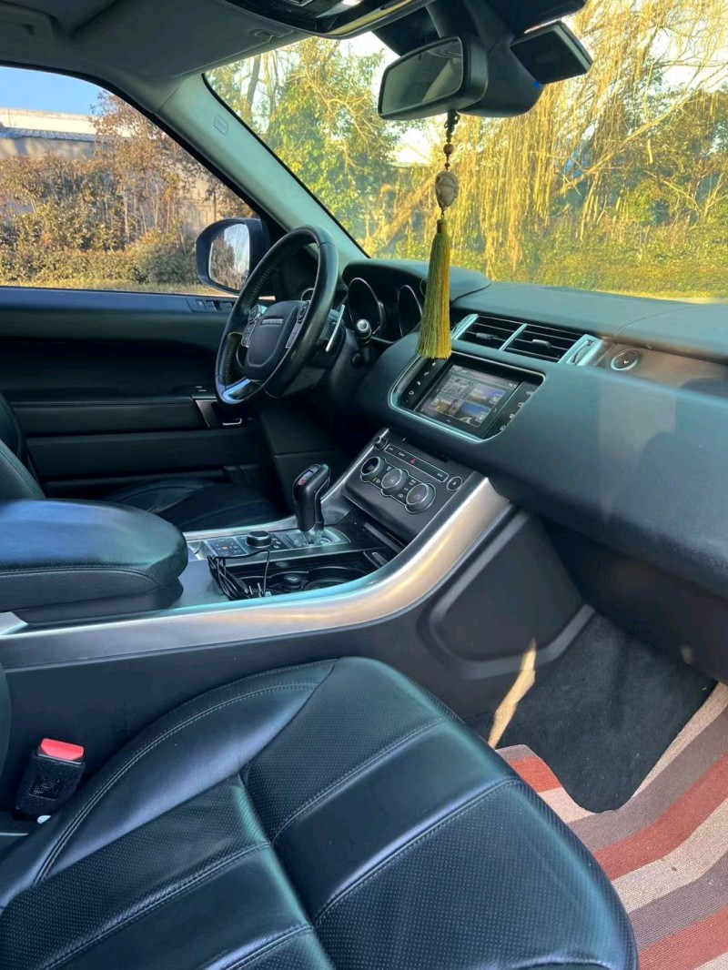 宿迁17年路虎揽胜运动5