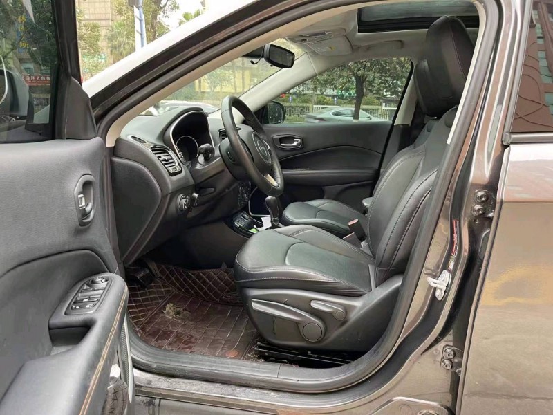 珠海20年Jeep指南者6