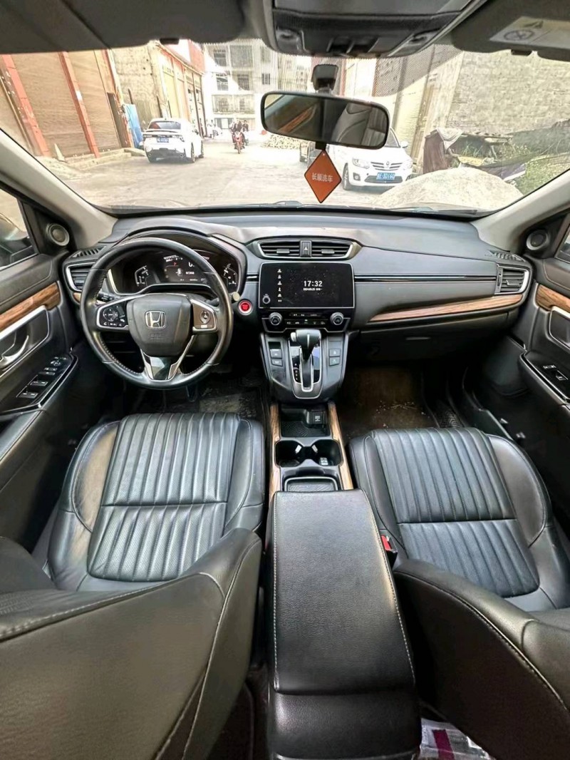 枣庄17年本田CRV8