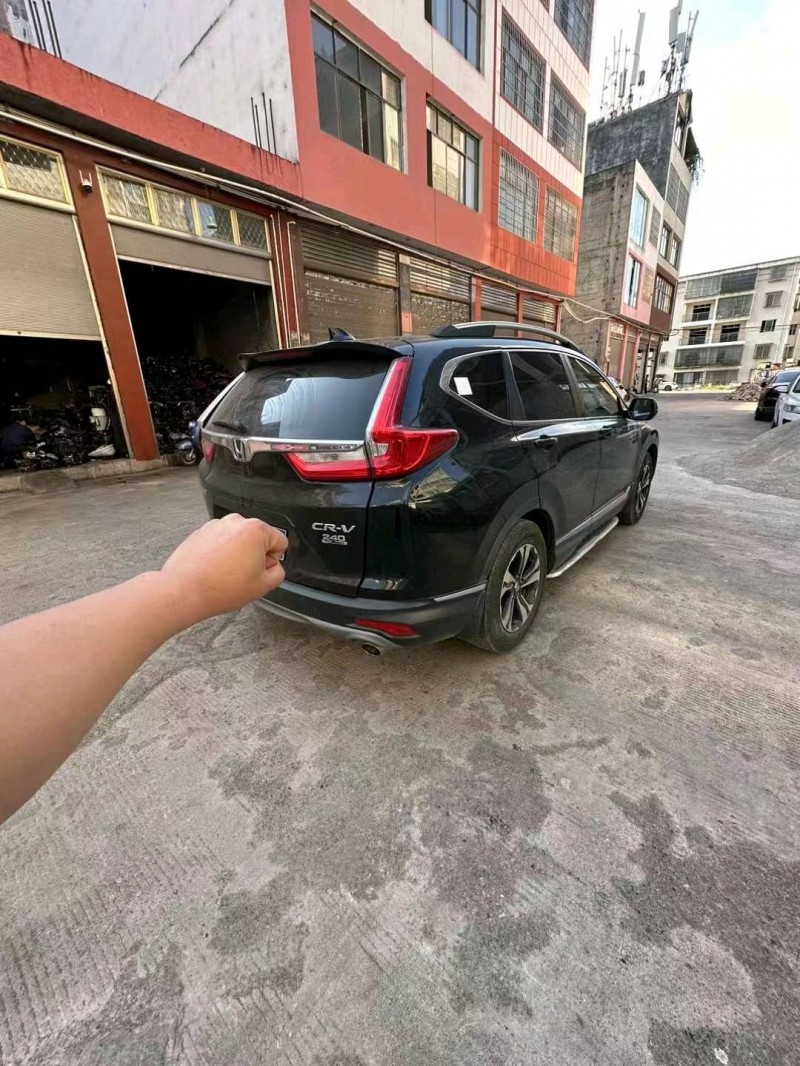 枣庄17年本田CRV9