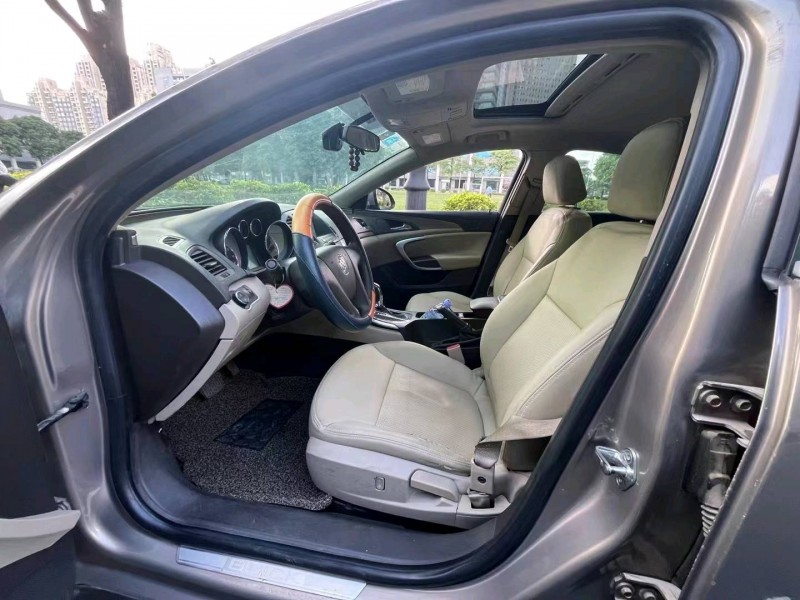 汕头11年别克君威4