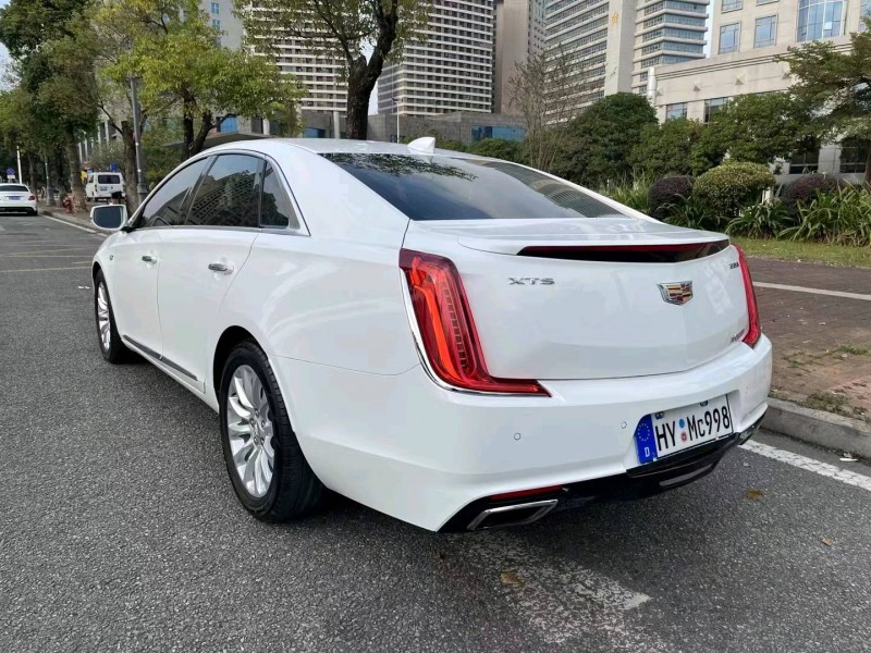 珠海18年凯迪拉克XTS7