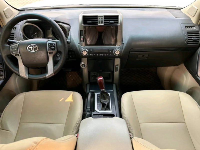 廊坊11年丰田普拉多4