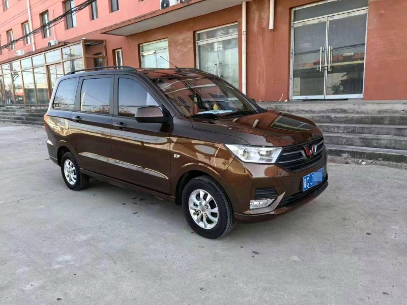 邯鄲23年五菱汽車宏光2