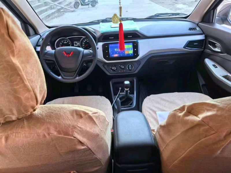 邯鄲23年五菱汽車宏光3