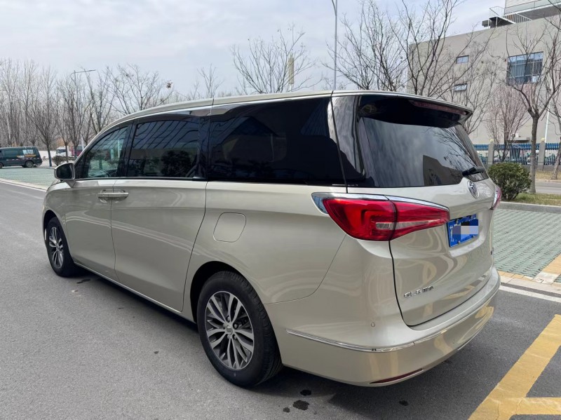 徐州18年别克GL83