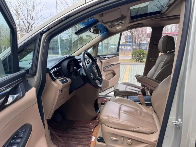 徐州18年别克GL86