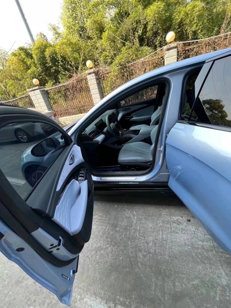 重庆23年比亚迪海豹3