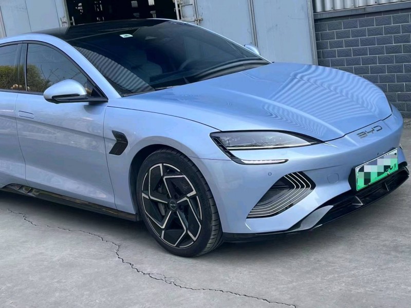 重庆23年比亚迪海豹4