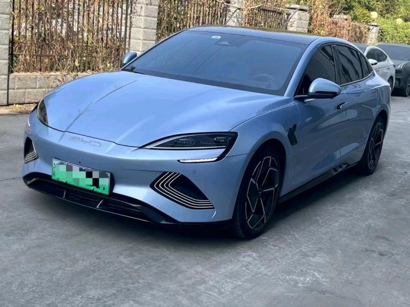 重庆23年比亚迪海豹8