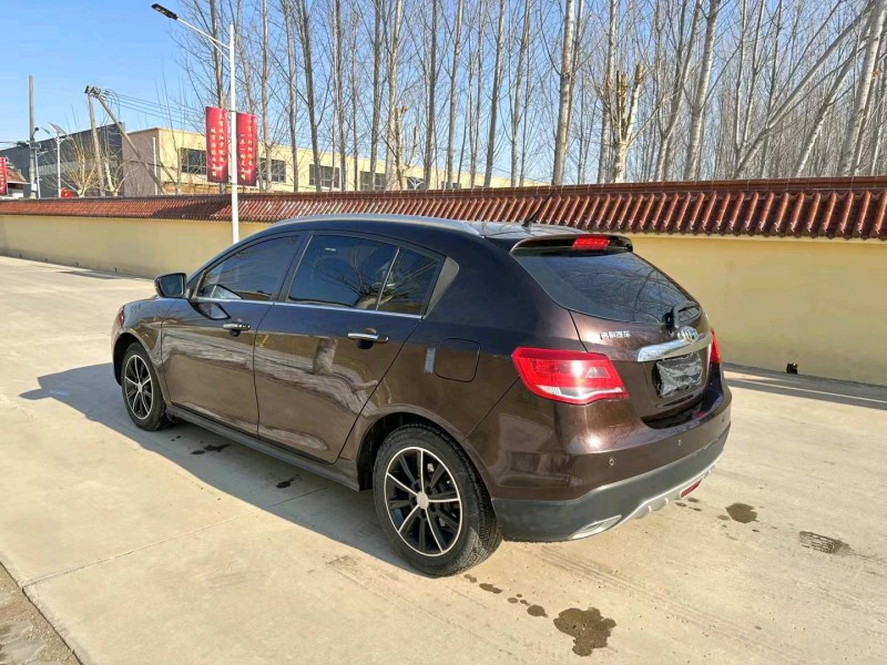 廊坊16年吉利帝豪3