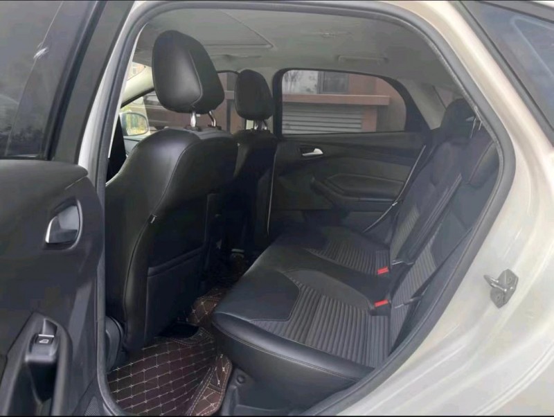 济南16年福特福克斯6