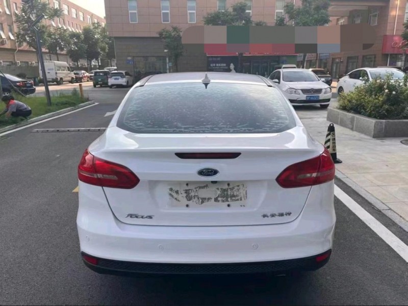 济南16年福特福克斯7
