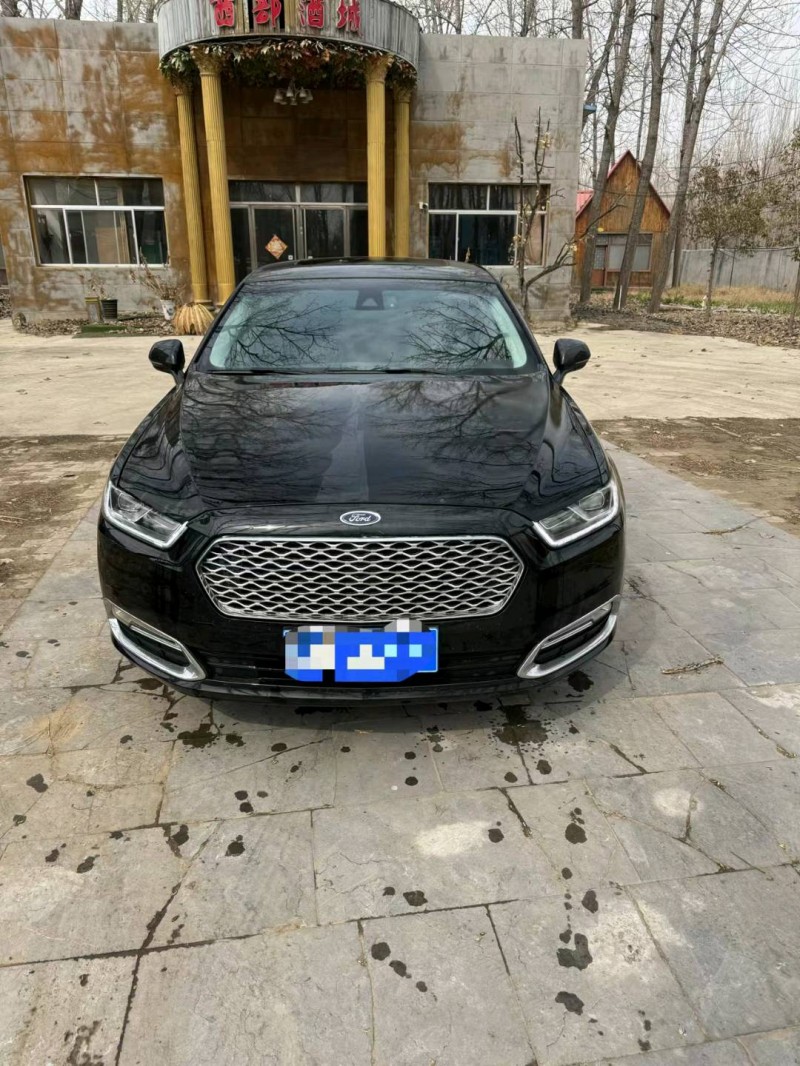 济南16年福特金牛座1