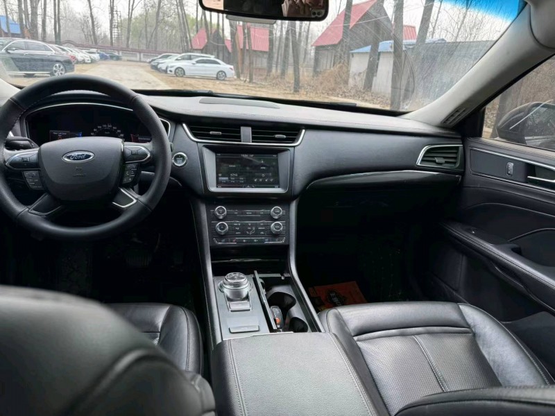 济南16年福特金牛座3