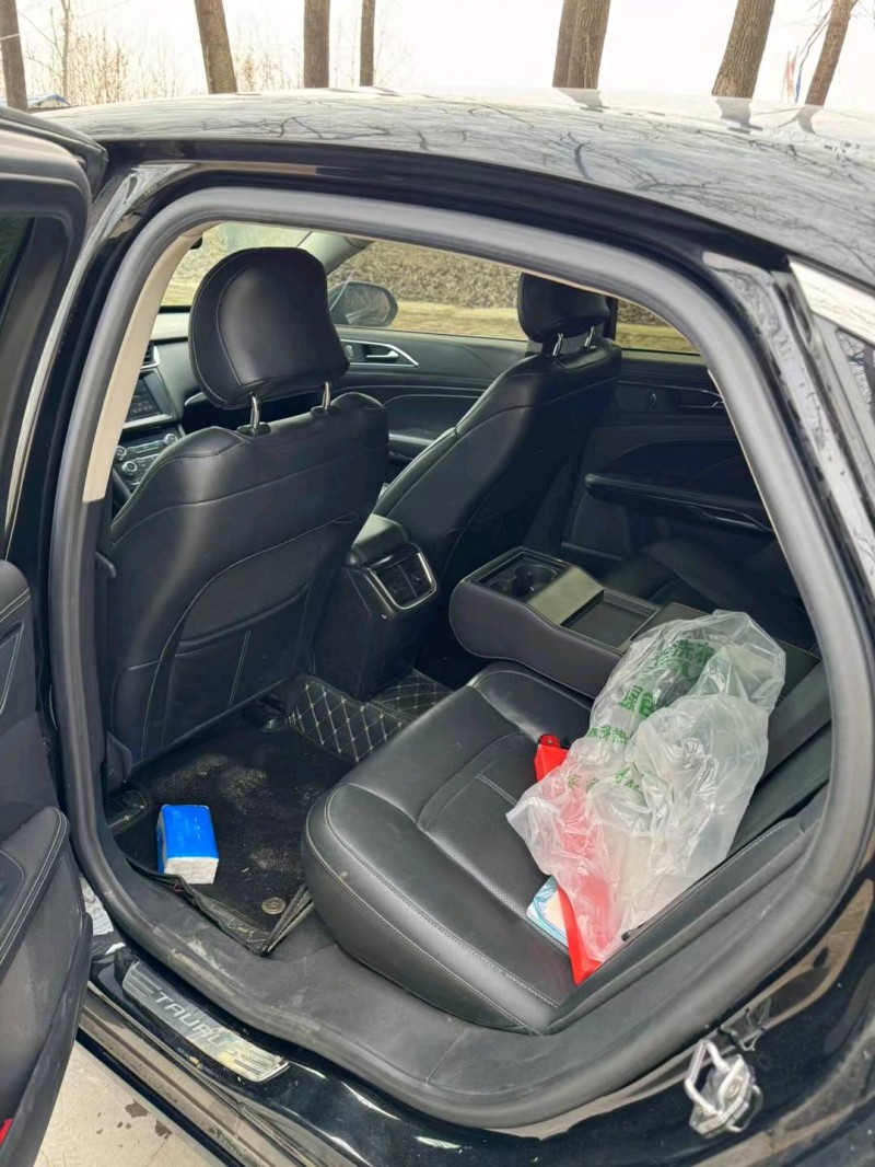 济南16年福特金牛座4