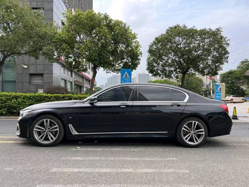 广州18年宝马7系5
