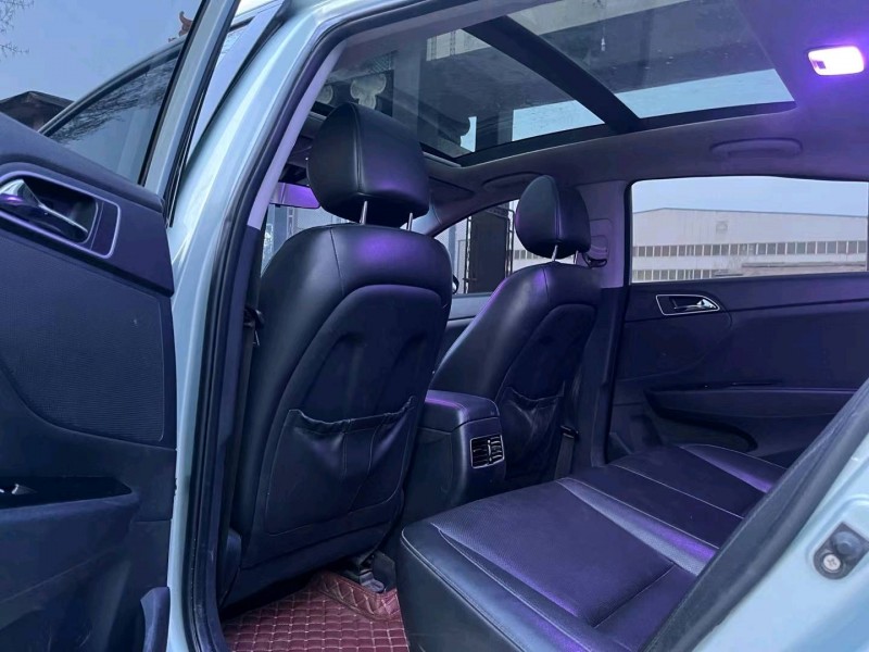 保定15年现代名图6