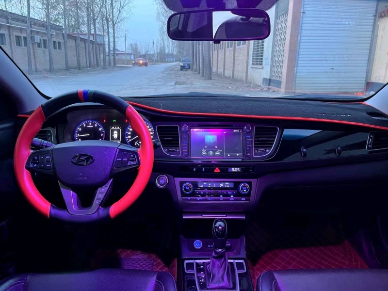 保定15年现代名图8