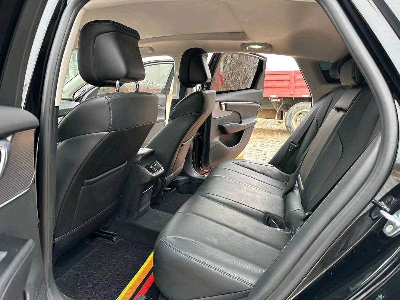 徐州23年别克君越7