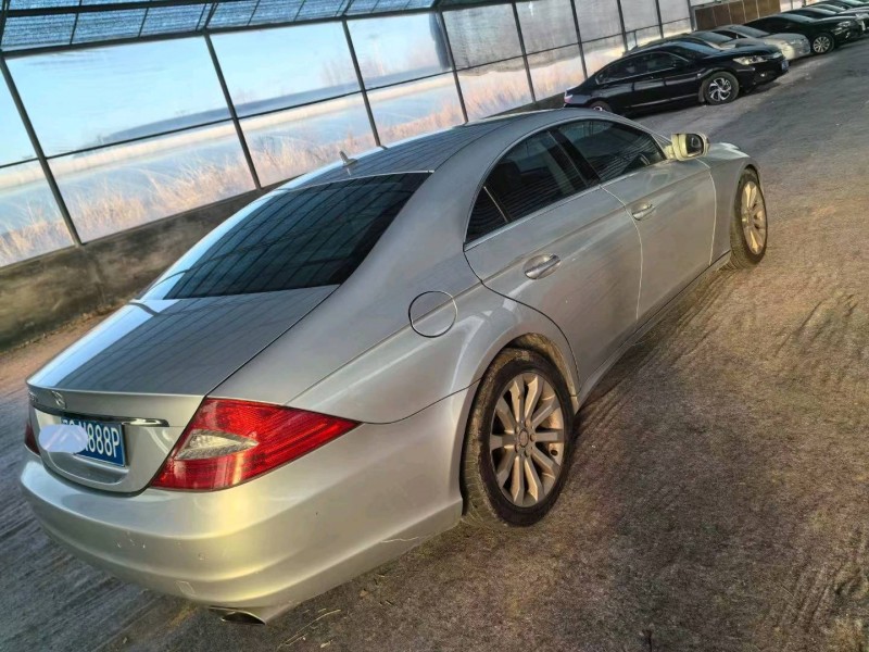 潍坊11年奔驰CLS5