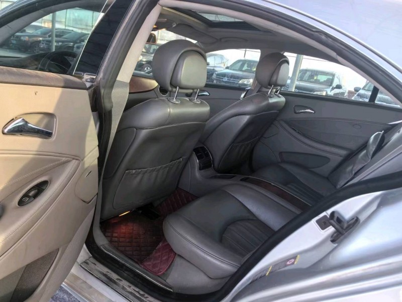 潍坊11年奔驰CLS9