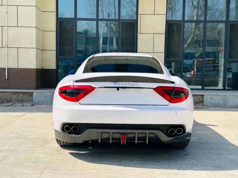 东营11年玛莎拉蒂GT8