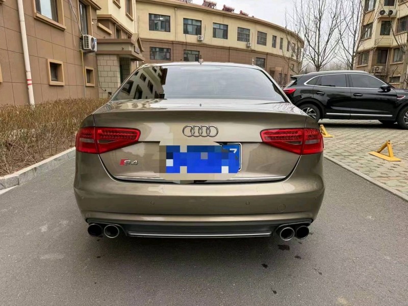 邯鄲13年奧迪A4L2