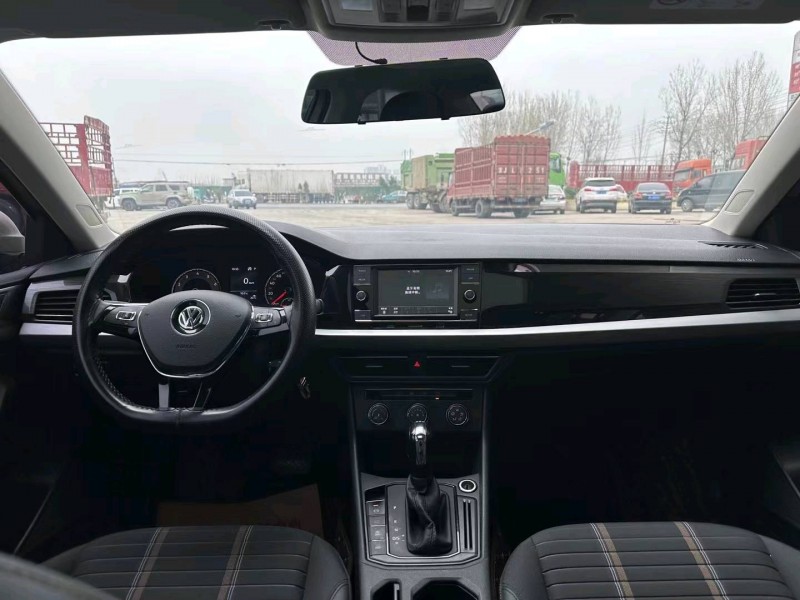 保定20年大众朗逸5