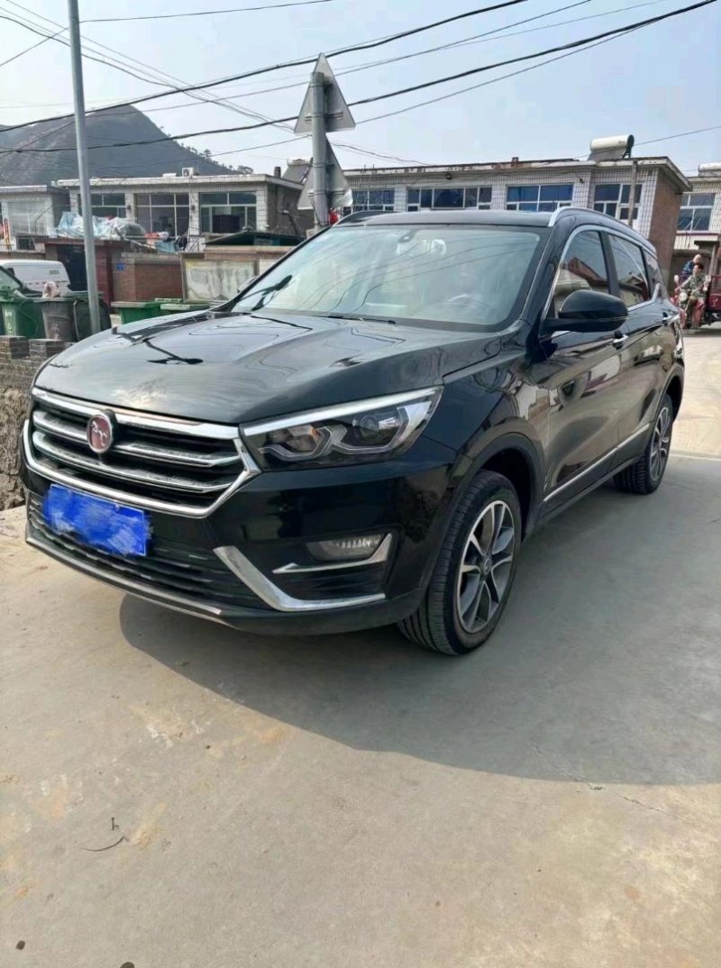邯鄲18年漢騰汽車X52