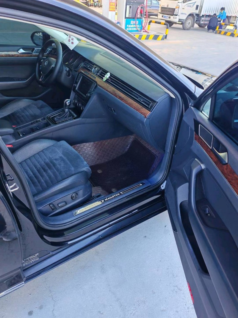 保定17年大众迈腾7