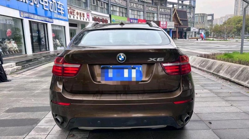 嘉興14年寶馬X66
