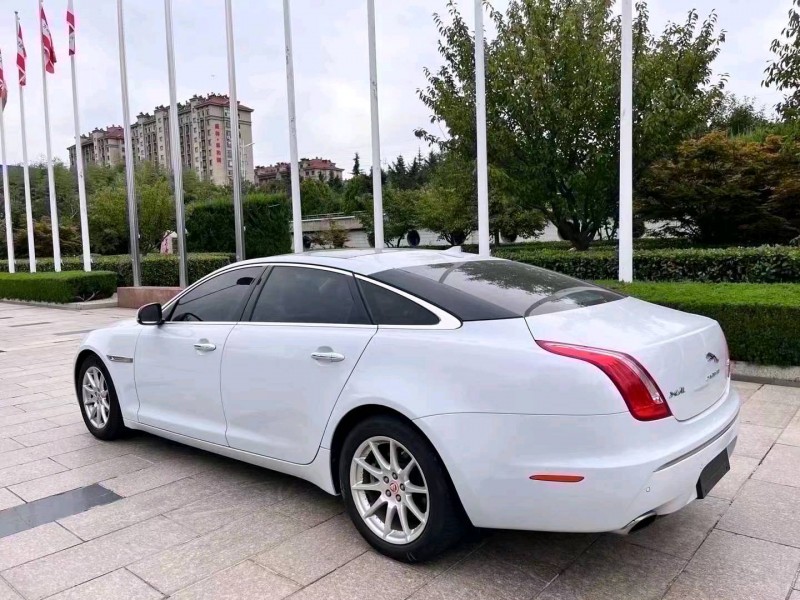 烟台16年捷豹XJL7