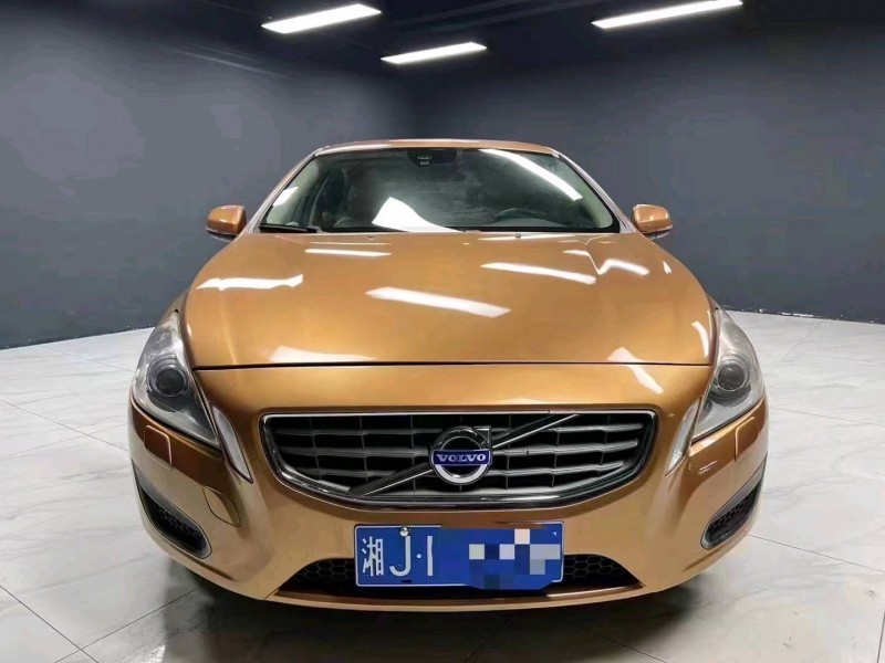 成都12年沃尔沃S60L1