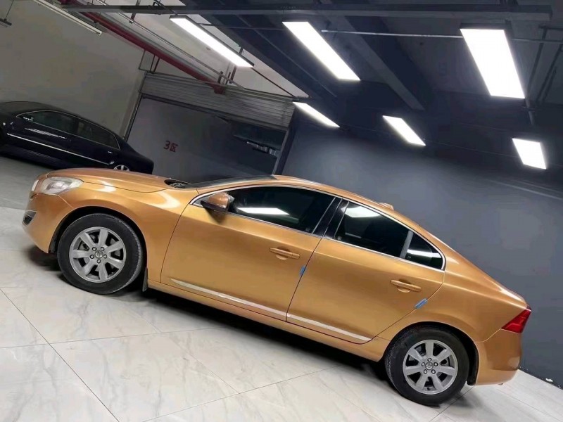 成都12年沃尔沃S60L6