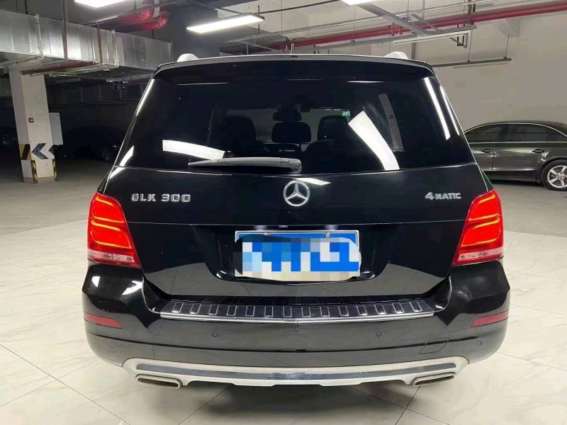 成都15年奔驰GLK5