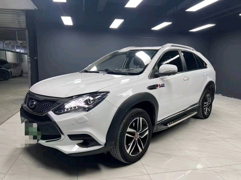 成都16年比亚迪唐2