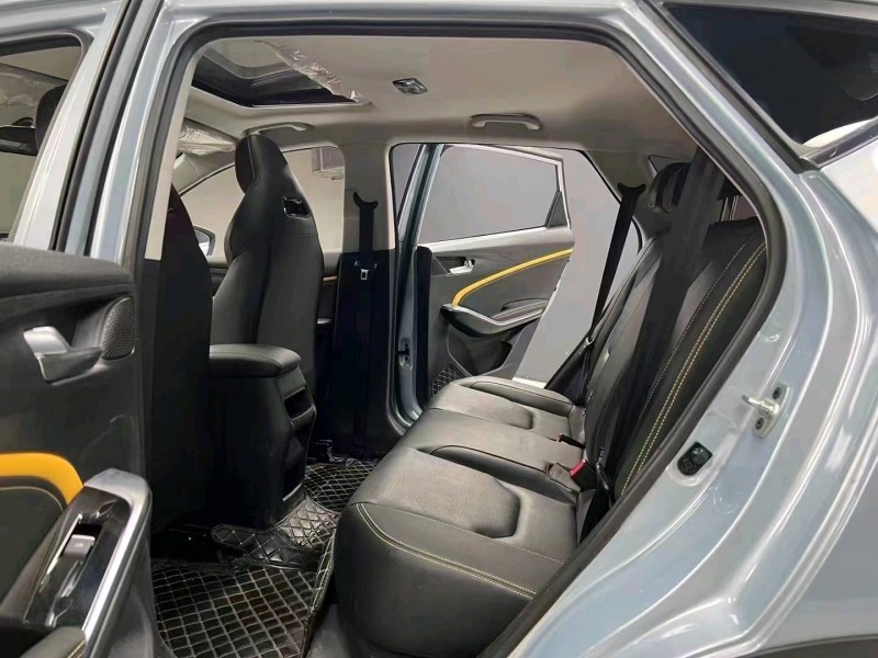 成都22年江淮思皓X66