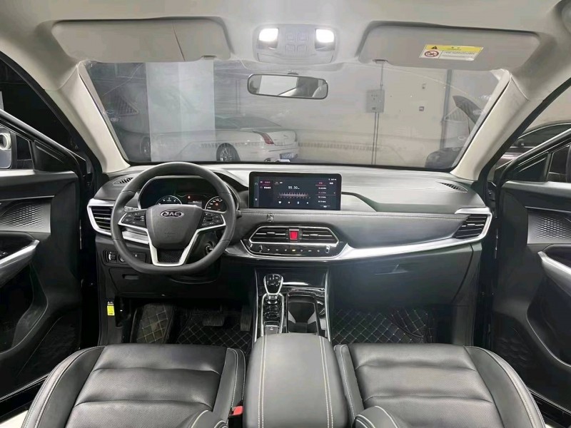 成都21年江淮思皓X86