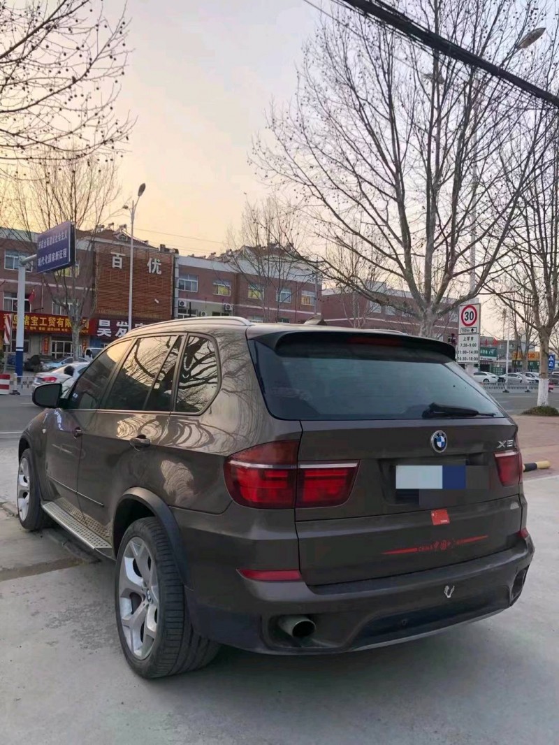 东营13年宝马X58
