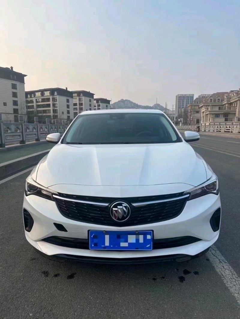 东营23年别克威朗1