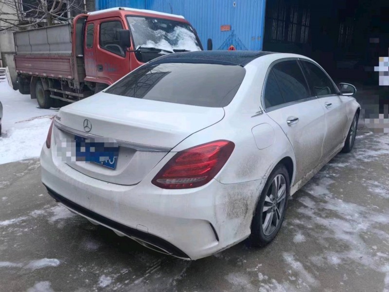 东营18年奔驰C4
