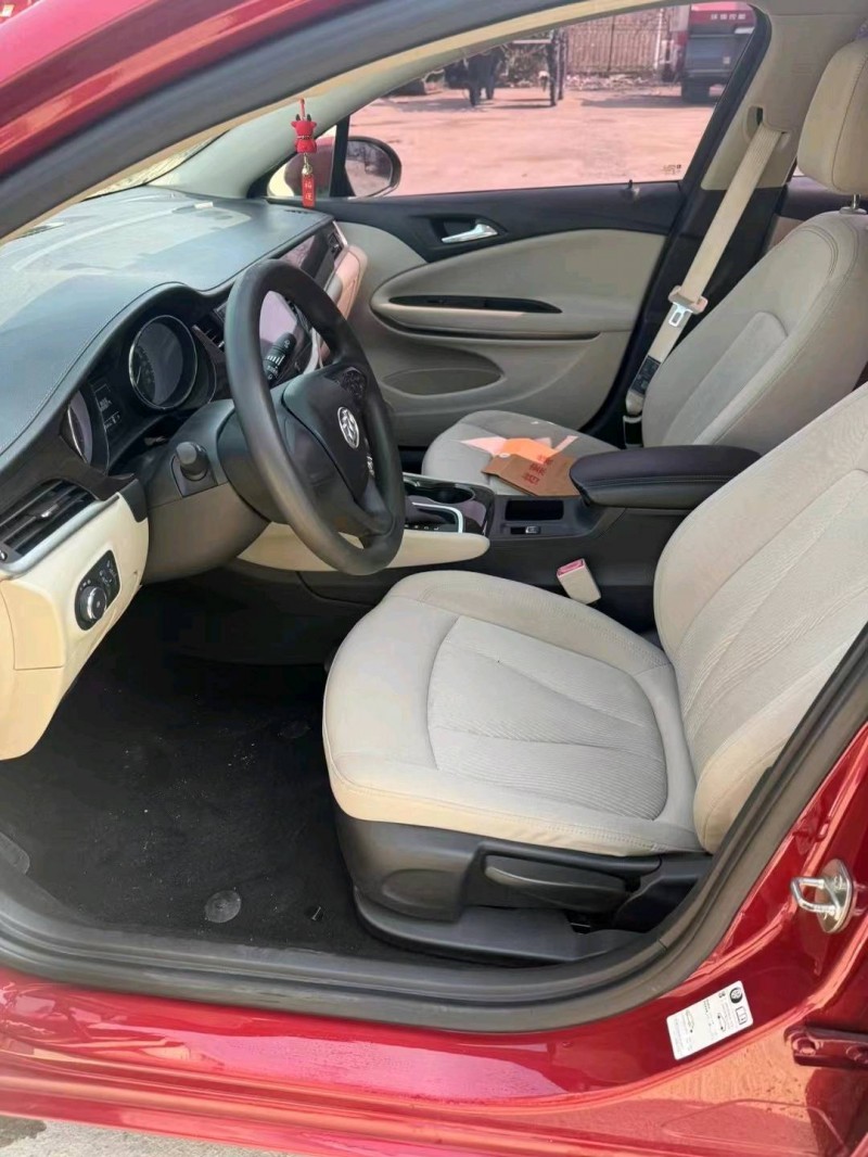 盐城18年别克英朗9