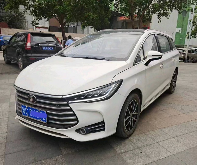 珠海19年比亚迪宋MAX1