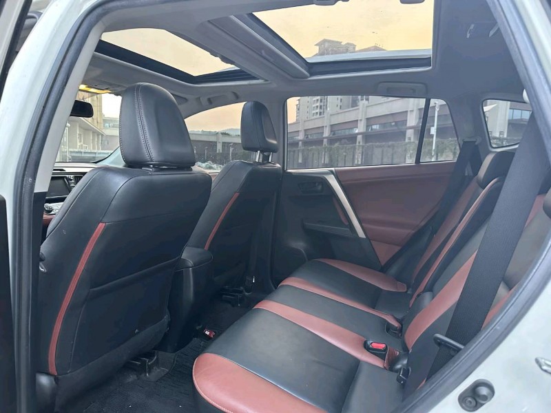 汕头15年丰田RAV4荣放4