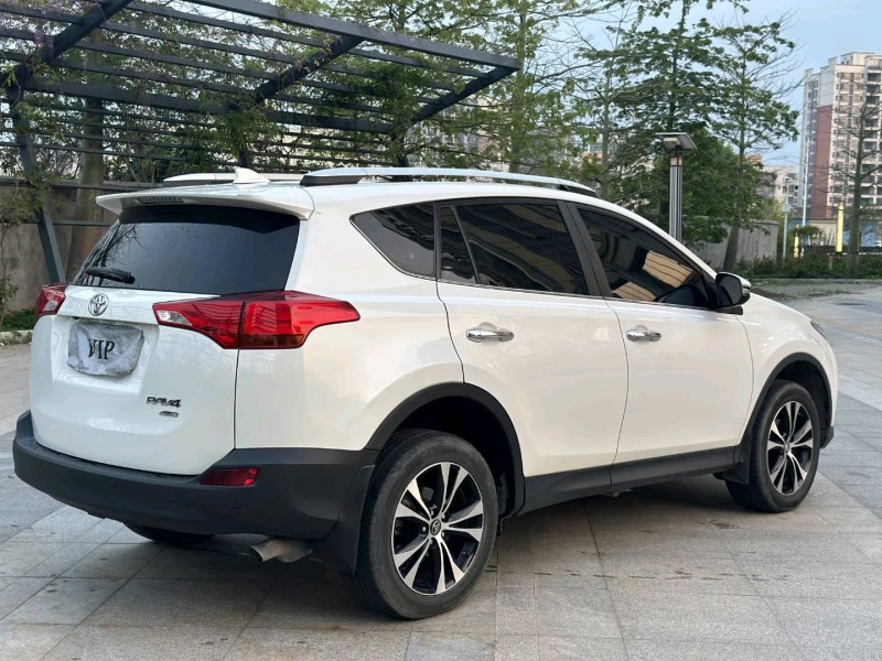 汕头15年丰田RAV4荣放8
