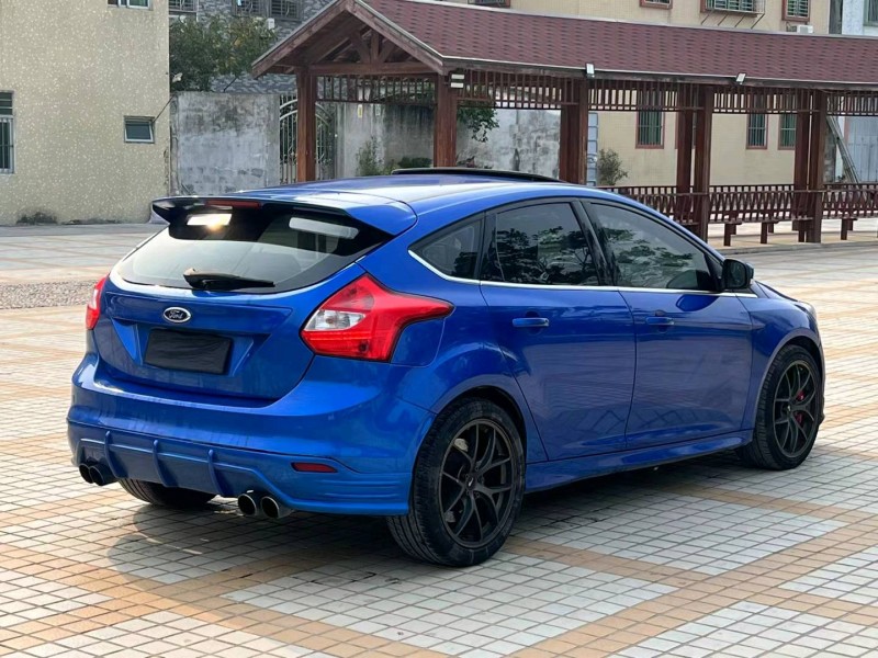 汕头15年福特福克斯8