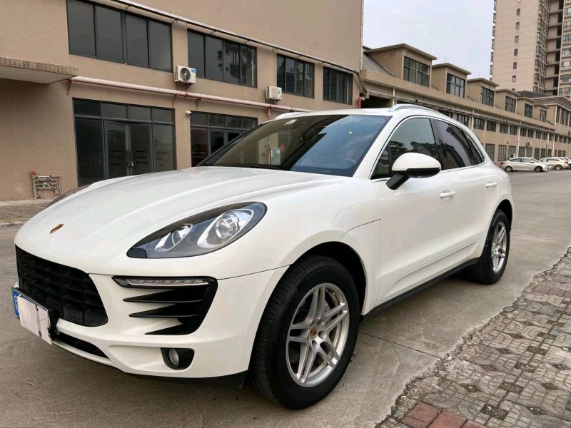 佛山17年保时捷Macan2