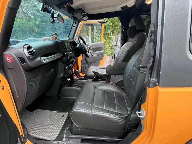 汕头13年Jeep牧马人5